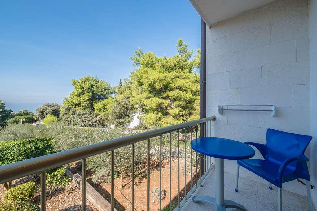 Hotel Aminess Vival Casa Velaris Supetar Pokoj fotografie